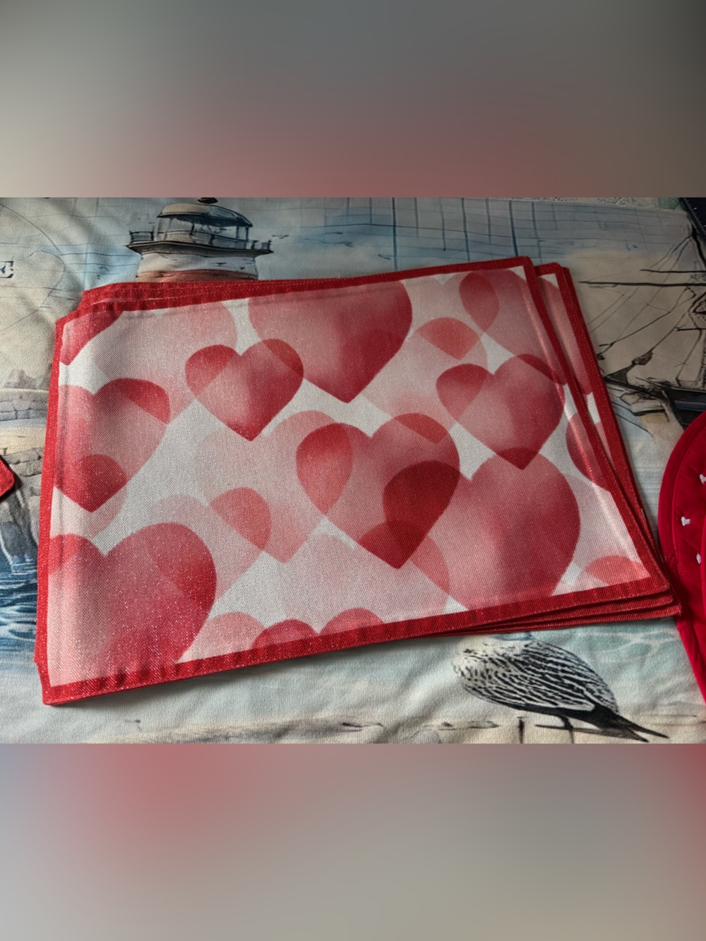 Set of Valentine’s Heart Pattern Placemats